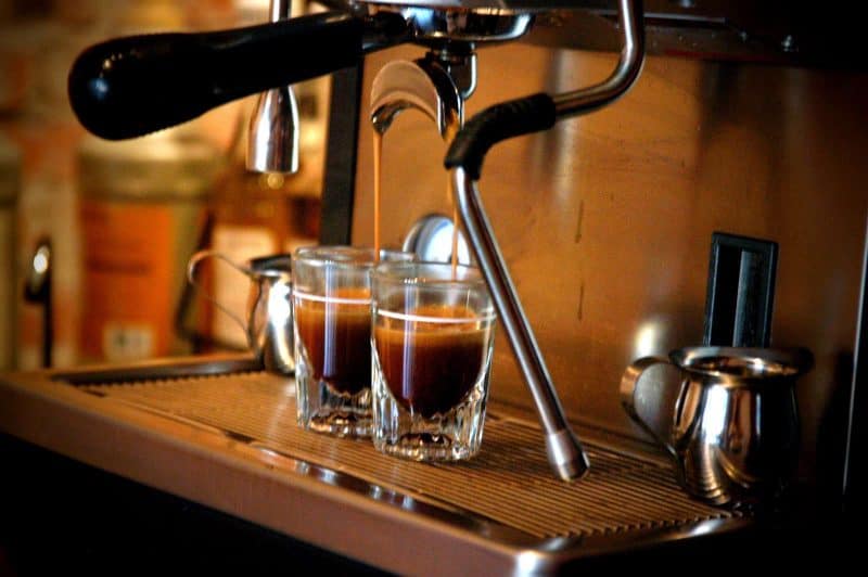 mo-quan-cafe-can-nhung-gi-3