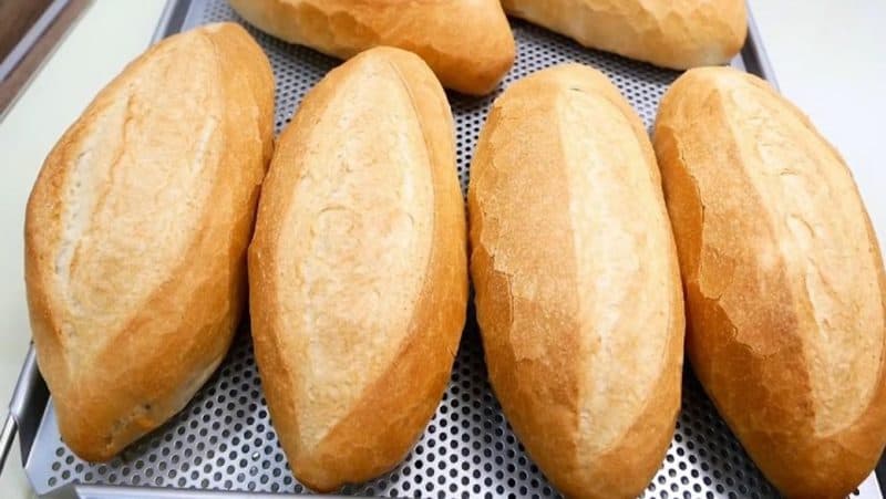 Cách làm bánh mì tại nhà vô cùng tiết kiệm nguyên liệu và thời gian
