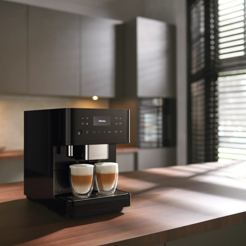 Máy pha cà phê tự động: Tiện lợi và chất lượng trong từng tách cà phê