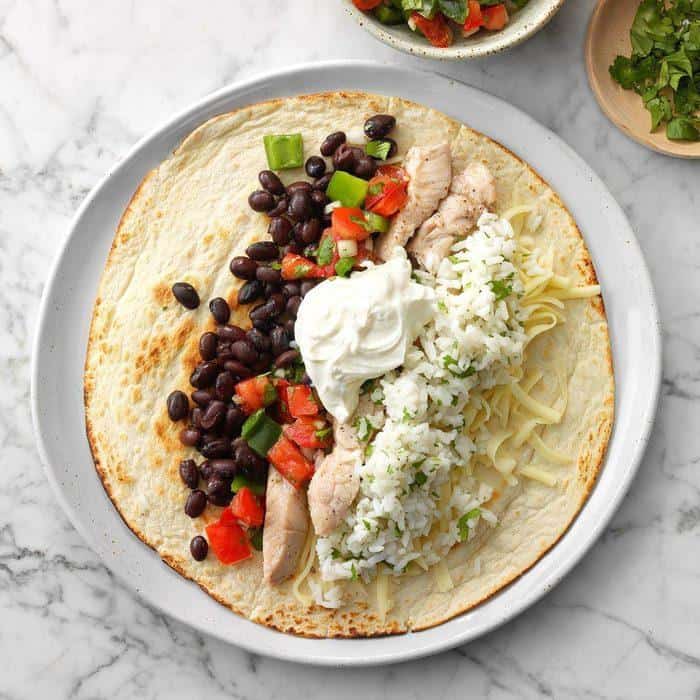 Cách làm bánh Burrito truyền thống của Mexico bằng nồi chiên không dầu