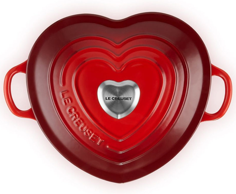 Nồi Gang Le Creuset Heart Shaped Casserole with Heart Knob 1,9L