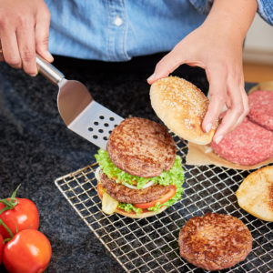 Bộ Dụng Cụ Nướng Thịt Hamburger Roesle 25426 3 Món