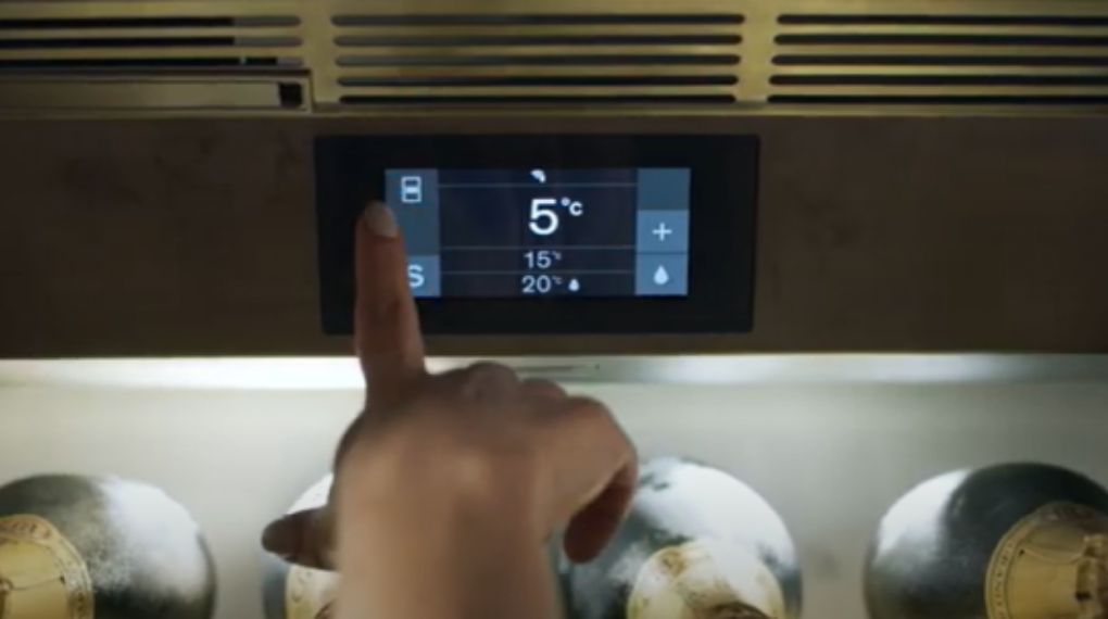 Tủ lạnh âm tủ Gaggenau 357 lít RC462305 Vario series 400 - bảng điều khiển