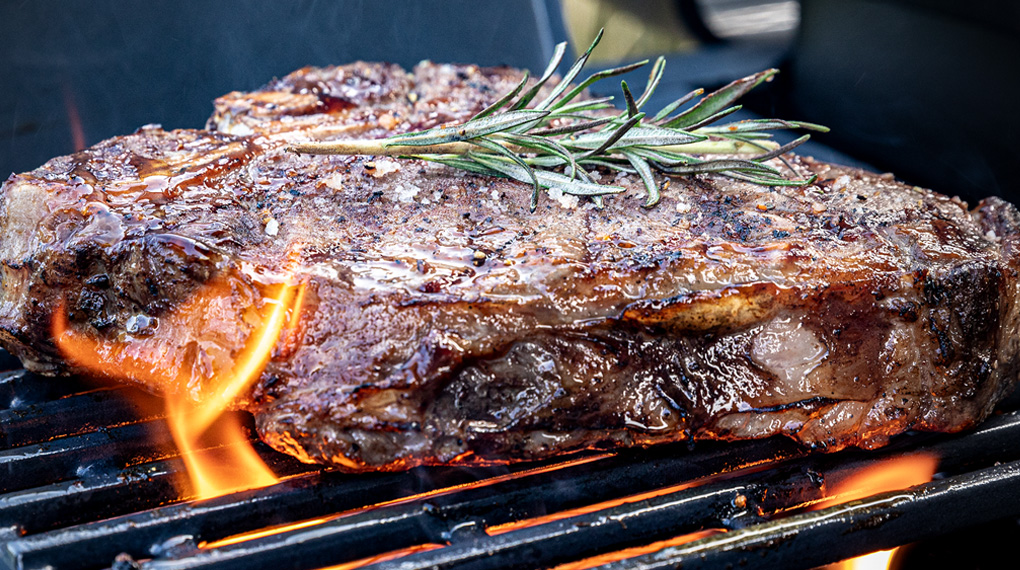 Bếp nướng BBQ Rösle 251062 Gasgrill Blazeflame Master 3 30mbar-Hệ thống vỉ nướng Vario+ tạo vân nướng hấp dẫn Bếp nướng BBQ Rösle 251062 Gasgrill Blazeflame Master 3 30mbar-Hệ thống vỉ nướng Vario+ tạo vân nướng hấp dẫn