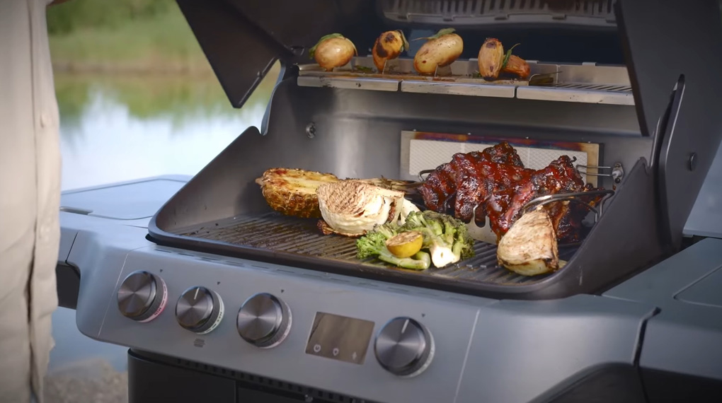 Bếp nướng BBQ Rösle 251062 Gasgrill Blazeflame Master 3 30mbar-Bảng điều khiển núm vặn dễ sử dụng Bếp nướng BBQ Rösle 251062 Gasgrill Blazeflame Master 3 30mbar-Bảng điều khiển núm vặn dễ sử dụng