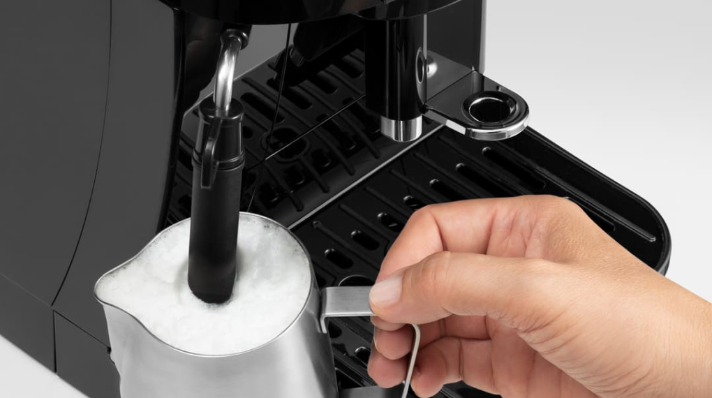 Máy pha cafe tự động Delonghi ECAM12.122.B Magnifica S Black