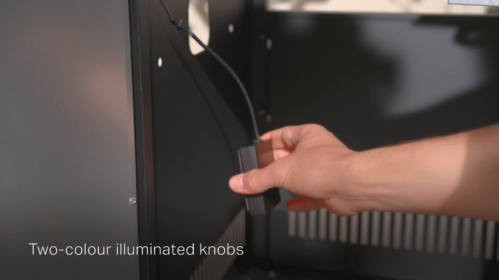 Bếp nướng gas Rösle ALLFLAME Hero 6 28000 W-Ngăn đựng pin có từ tính