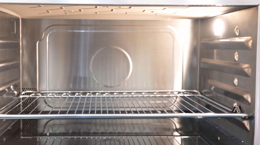 Lò vi sóng kèm nướng Siemens CE732GXB1 iQ700 âm tủ-Hâm nóng món ăn hoàn hảo nhờ công nghệ Inverter biến tần vi sóng liên tục Lò vi sóng kèm nướng Siemens CE732GXB1 iQ700 âm tủ-Hâm nóng món ăn hoàn hảo nhờ công nghệ Inverter biến tần vi sóng liên tục