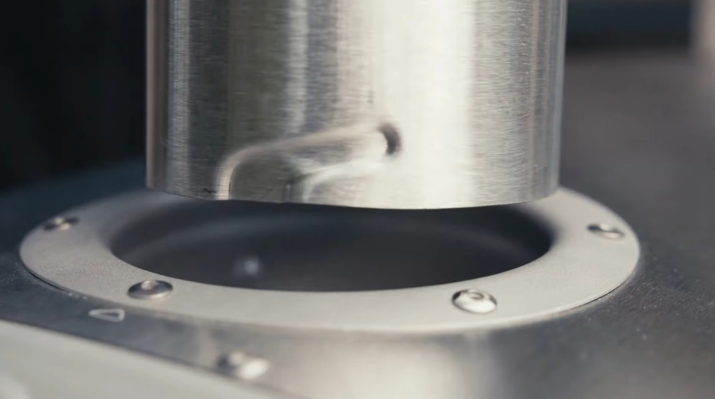 Lò nướng Pizza ngoài trời Ooni UU-P29400 Karu 12 1st Generation-Ống khói có thể tháo rời Lò nướng Pizza ngoài trời Ooni UU-P29400 Karu 12 1st Generation-Ống khói có thể tháo rời