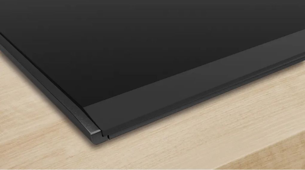 Bếp từ đa điểm kèm hút mùi Bosch PXX890D51E Series 8 Accent Line 7400 W - cảm biến PerfectAir tự động điều chỉnh công suất hút mùi