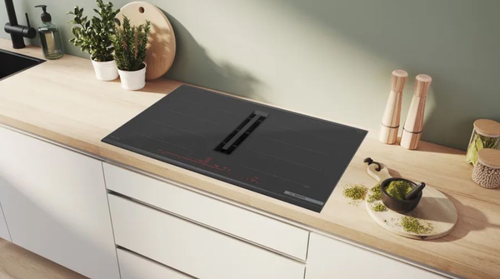 Bếp từ đa điểm kèm hút mùi Bosch PXX890D51E Series 8 Accent Line 7400 W - tổng quan thiết kế