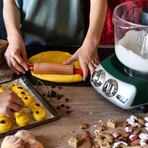 Máy trộn bột Ankarsrum Assistent Original AKM 6230 1500W 2 may tron bot ankarsrum assistent original akm 6230 1500w 4 Gia Dụng Đức Sài Gòn