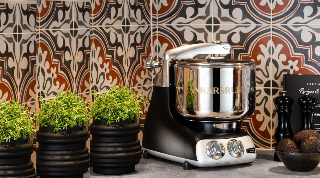 Máy trộn bột Ankarsrum Assistent Original AKM 6230 1500W-Tiết kiệm công sức nhào bột khi làm bánh Máy trộn bột Ankarsrum Assistent Original AKM 6230 1500W-Tiết kiệm công sức nhào bột khi làm bánh