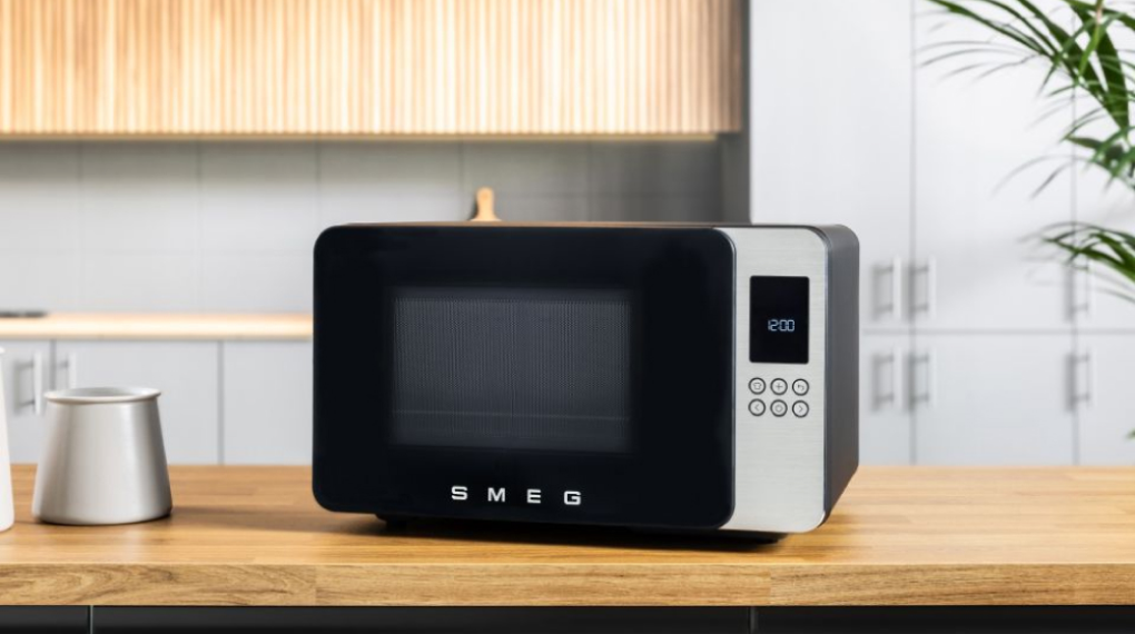 Lò vi sóng kèm nướng Smeg MOC01 - Công suất hoạt động Lò vi sóng kèm nướng Smeg MOC01