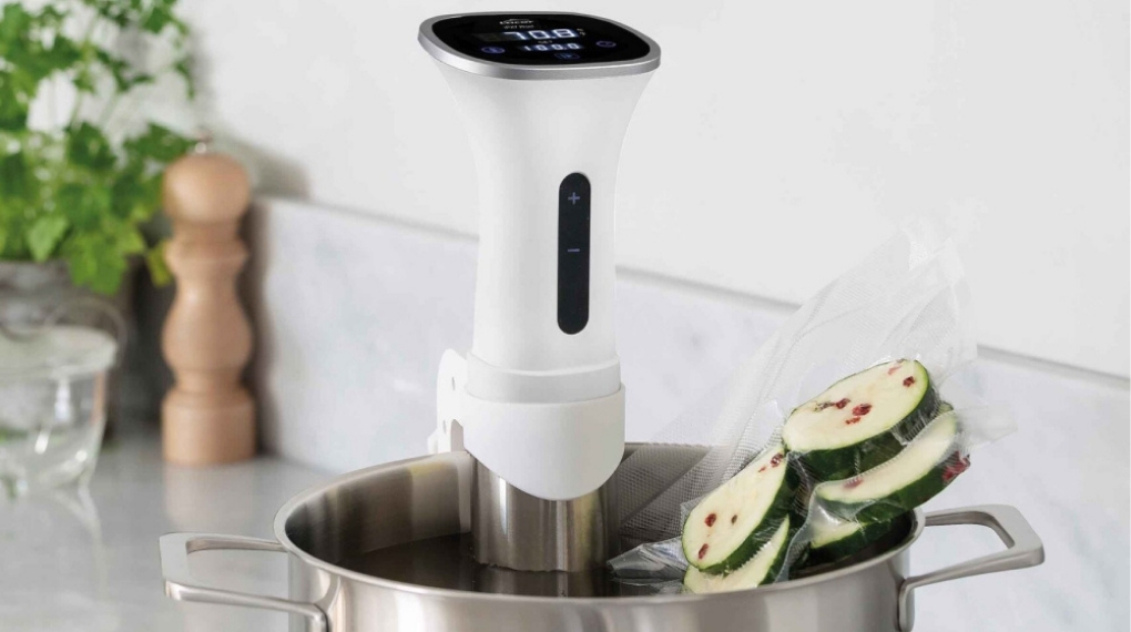 Người mới bắt đầu làm quen nên sử dụng dòng máy sous vide Lacor Gourmet