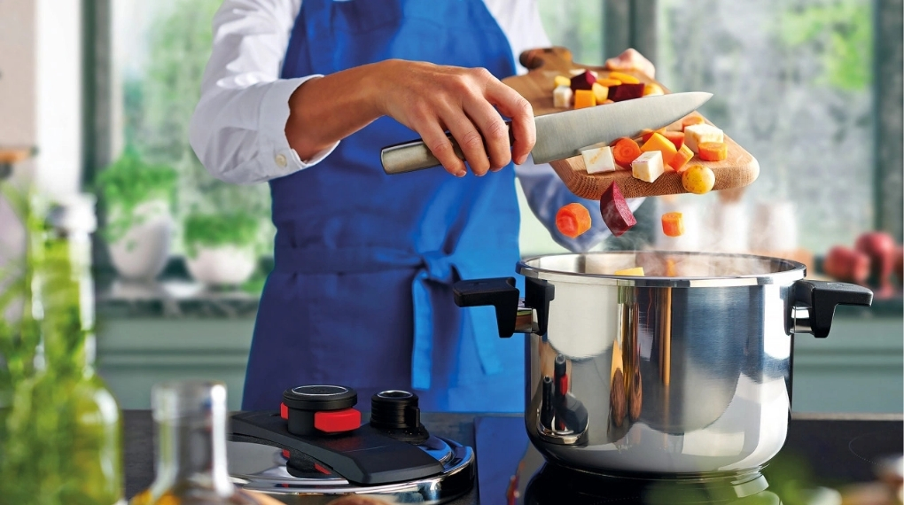 Nồi áp suất giúp rút ngắn đáng kể thời gian chế biến, làm mềm nhanh thực phẩm