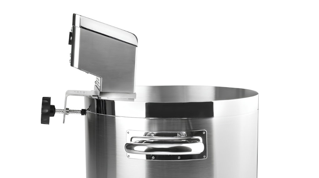 Sản phẩm được chế tạo từ thép không gỉ 18/10, có khả năng chống ăn mòn