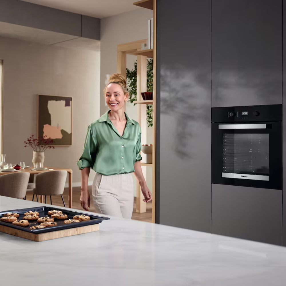 lo-nuong-miele-h-2455-b-active-am-tu-3
