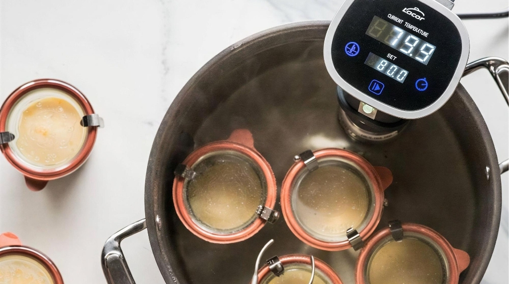 Lọ thủy tinh chuyên dụng dược sử dụng để làm sữa chua, nước sốt,... bằng máy sous vide