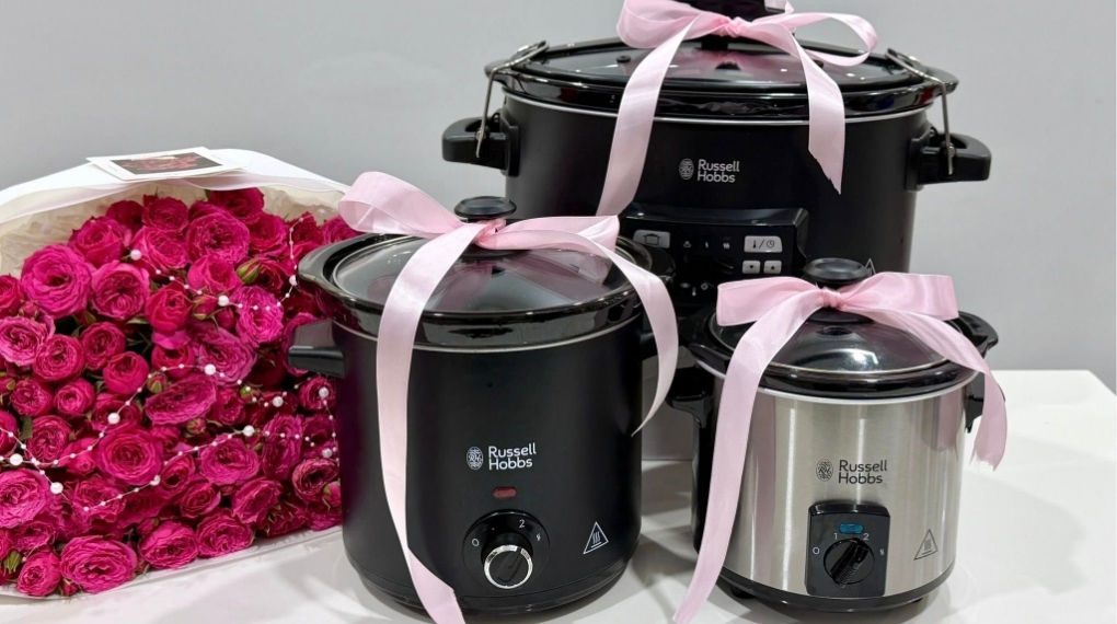 Nồi nấu chậm Russell Hobbs với thiết kế nhỏ gọn, phù hợp với mọi không gian bếp
