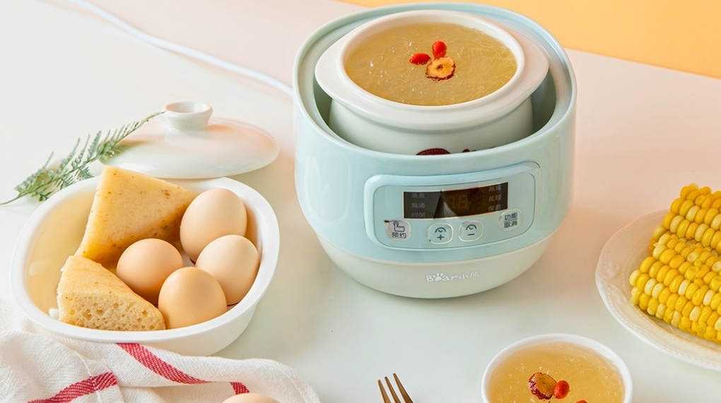 Nồi nấu chậm cách thủy là thiết bị sử dụng nước làm môi trường truyền nhiệt để làm chín thực phẩm