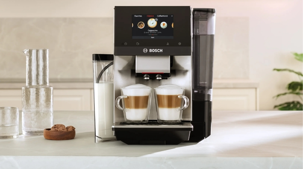 Vệ sinh máy pha cà phê Bosch Series 8 giúp loại bỏ hoàn toàn tinh dầu và bã mịn cà phê