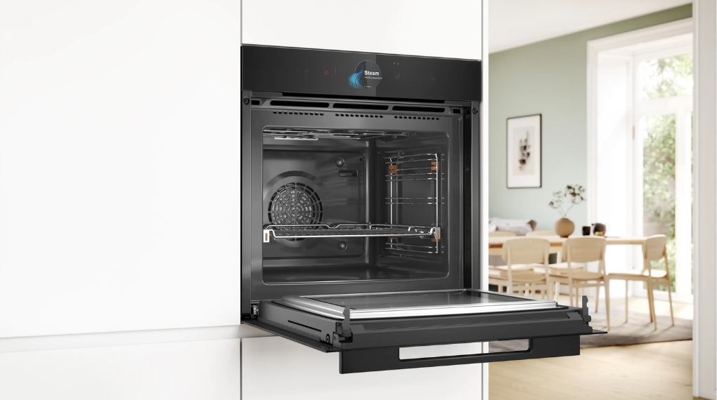 Vệ sinh lò nướng âm tủ Bosch định kỳ giúp duy trì hiệu quả tản nhiệt và đảm bảo hương vị món ăn