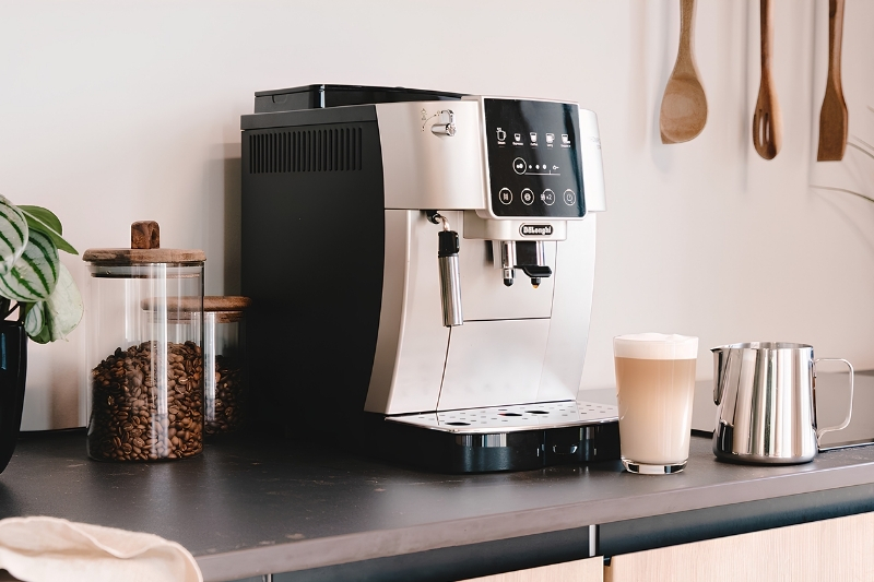 Cách tẩy cặn máy pha cà phê De'Longhi đơn giản trong 30 phút